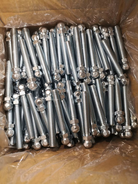 Kugelbolzen und Kugelkopfschrauben